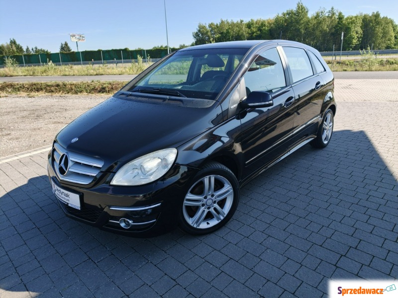 Mercedes - Benz B-klasa  Hatchback 2011,  1.5 benzyna - Na sprzedaż za 16 800 zł - Lipówki