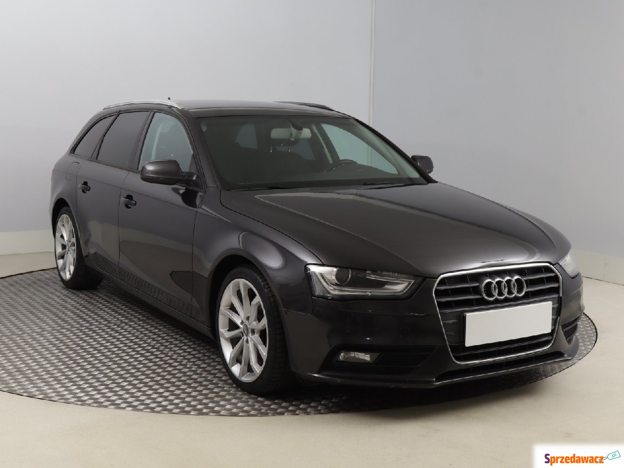 Audi A4 2014