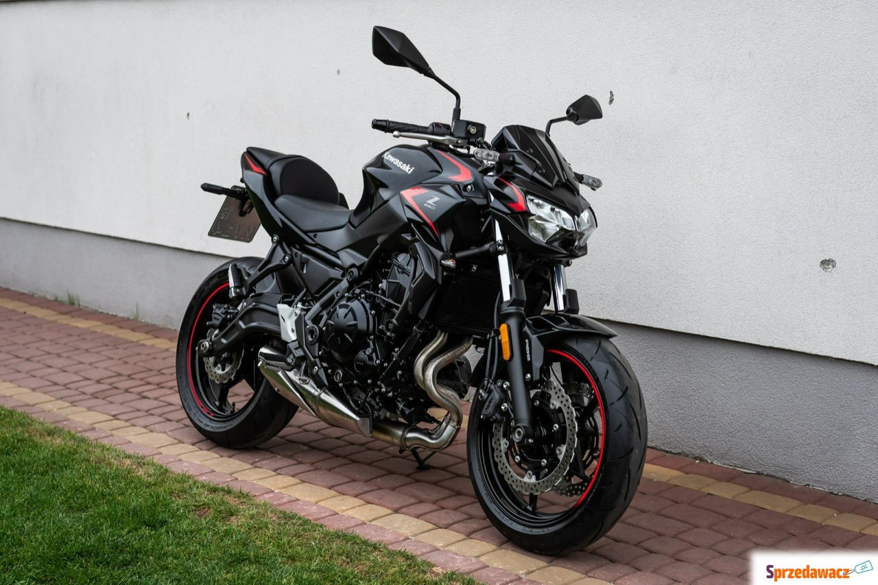 Kawasaki Z 650 - 650 R 2023 ABS...