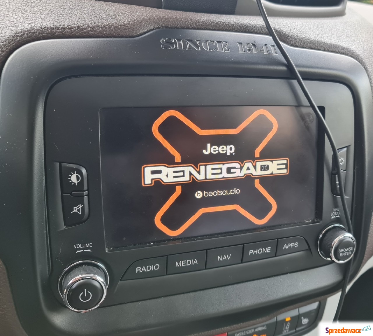 Aktualizacja map Jeep Renegade...