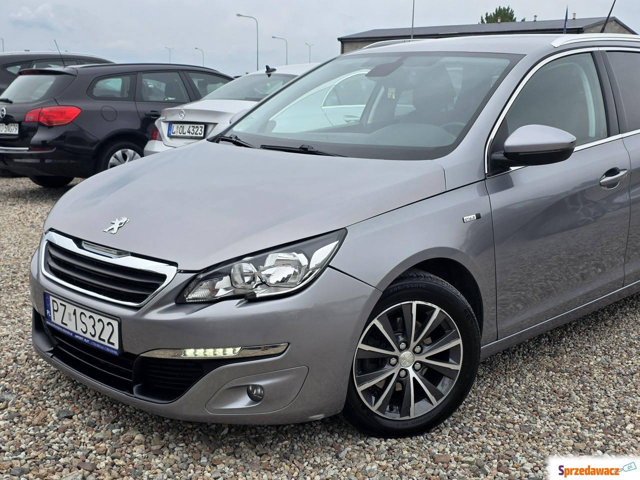 Peugeot 308 2016