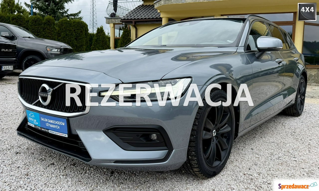 Volvo V60 2020