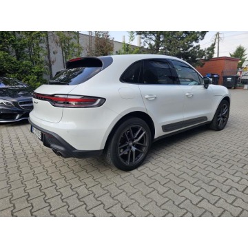Porsche Macan  Terenowy 2022,  2.0 benzyna, automat - Na sprzedaż za 209 999 zł - Warszawa - zdjęcie 3
