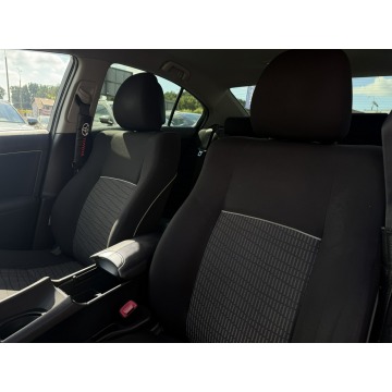 Toyota Avensis  Sedan/Limuzyna 2013,  1.8 benzyna+LPG - Na sprzedaż za 29 900 zł - Będzin - zdjęcie 10