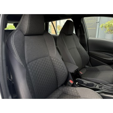 Toyota Corolla  Kombi 2023,  1.8 hybryda, automat - Na sprzedaż za 91 900 zł - Będzin - zdjęcie 12
