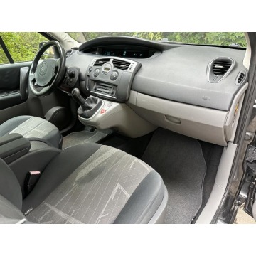 Renault Megane  Hatchback 2004,  1.6 benzyna - Na sprzedaż za 5 900,00 zł - Warszawa - zdjęcie 8