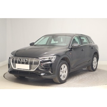 Audi   SUV 2022 elektryczny, automat - Na sprzedaż za 119 999 zł - Zabrze - zdjęcie 3