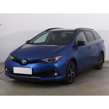 Toyota Auris  Kombi 2018,  1.8 benzyna, automat - Na sprzedaż za 52 999 zł - Bytom - zdjęcie 3