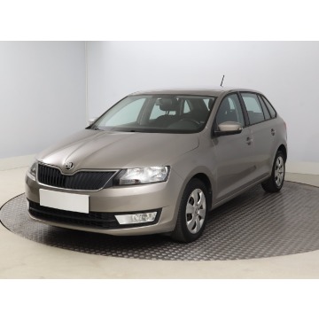 Skoda Rapid  Hatchback 2015,  1.2 benzyna - Na sprzedaż za 23 999 zł - Bielany Wrocławskie - zdjęcie 3
