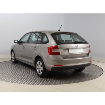 Skoda Rapid  Hatchback 2015,  1.2 benzyna - Na sprzedaż za 23 999 zł - Bielany Wrocławskie - zdjęcie 5