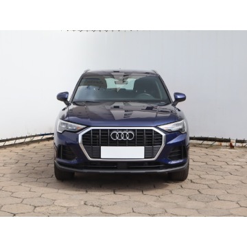 Audi Q3  SUV 2022,  1.5 benzyna, automat - Na sprzedaż za 104 999 zł - Łódź - zdjęcie 2