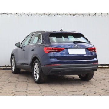Audi Q3  SUV 2022,  1.5 benzyna, automat - Na sprzedaż za 104 999 zł - Łódź - zdjęcie 5