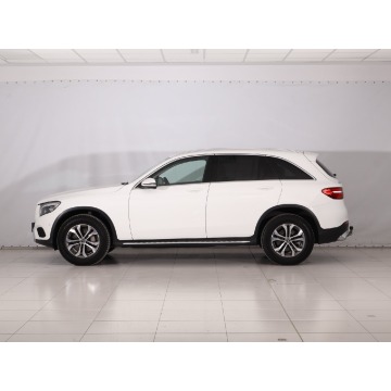 Mercedes - Benz GLC-klasa  SUV 2018,  2.1 diesel, automat - Na sprzedaż za 89 999 zł - Bydgoszcz - zdjęcie 4