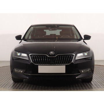 Skoda Superb  Liftback 2017,  2.0 benzyna, automat - Na sprzedaż za 69 999 zł - Katowice - zdjęcie 2