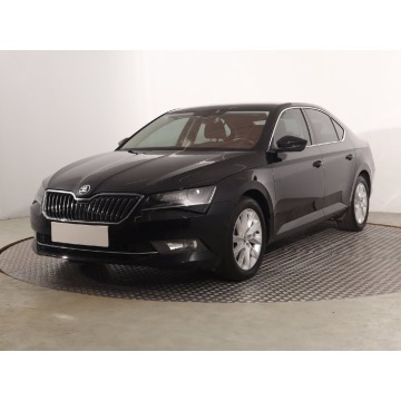 Skoda Superb  Liftback 2017,  2.0 benzyna, automat - Na sprzedaż za 69 999 zł - Katowice - zdjęcie 3