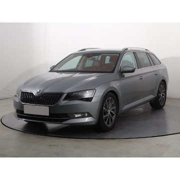Skoda Superb  Kombi 2015,  2.0 diesel, automat - Na sprzedaż za 51 999 zł - Katowice - zdjęcie 3