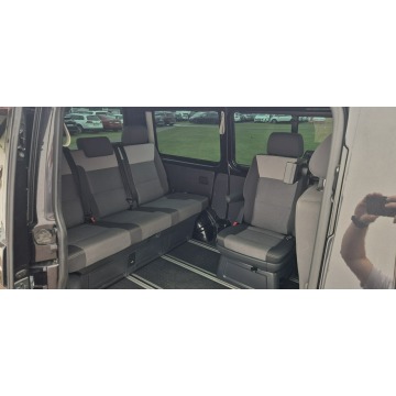 Volkswagen Multivan  Bus 2008,  1.9 diesel - Na sprzedaż za 44 800 zł - Paproć - zdjęcie 10
