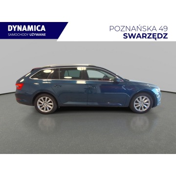 Skoda Superb  Kombi 2022,  2.0 benzyna, automat - Na sprzedaż za 111 900 zł - Swarzędz - zdjęcie 8