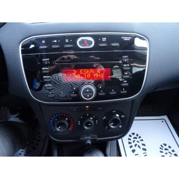 Fiat Punto 2012  Hatchback 2017,  1.4 benzyna - Na sprzedaż za 26 900 zł - Łódź - zdjęcie 12