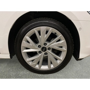 Audi A3  Hatchback 2023,  1.5 benzyna, automat - Na sprzedaż za 103 900 zł - Warszawa - zdjęcie 12