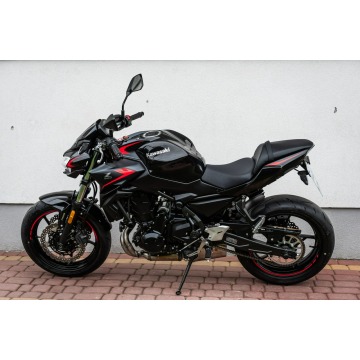 Kawasaki Z 650 - 650 R 2023 ABS JAK NOWY  Raty... - Motocykle sportowe - Radom - zdjęcie 6