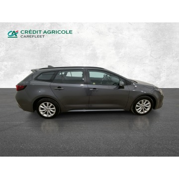 Toyota Corolla  Kombi 2022,  1.8 hybryda, automat - Na sprzedaż za 76 900 zł - Warszawa - zdjęcie 4