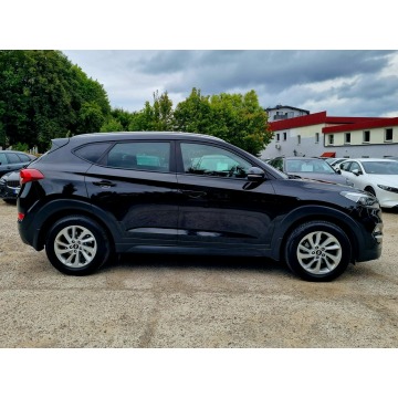 Hyundai Tucson  SUV 2018,  1.7 diesel, automat - Na sprzedaż za 51 900 zł - Szczecin - zdjęcie 4