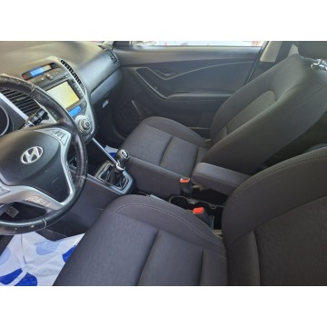 Hyundai ix20  Hatchback 2011,  1.4 benzyna - Na sprzedaż za 20 900 zł - Jacków - zdjęcie 5