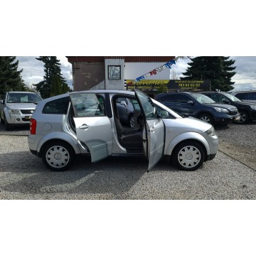 Audi A2  Hatchback 2001,  1.4 benzyna - Na sprzedaż za 9 600,00 zł - Świdnica - zdjęcie 12