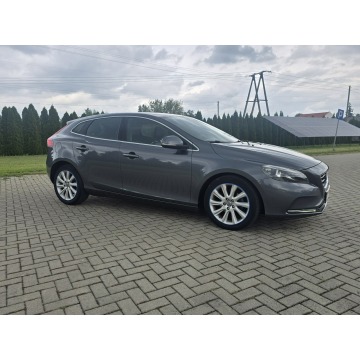Volvo V40  Hatchback 2013,  1.6 diesel - Na sprzedaż za 25 900 zł - Kutno - zdjęcie 11