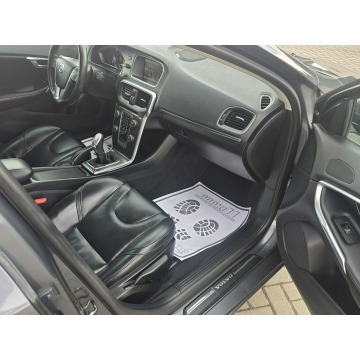 Volvo V40  Hatchback 2013,  1.6 diesel - Na sprzedaż za 25 900 zł - Kutno - zdjęcie 10