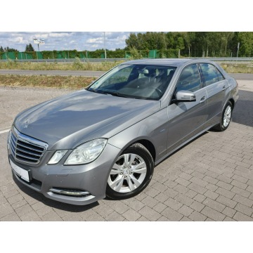 Mercedes E 220 - 2011