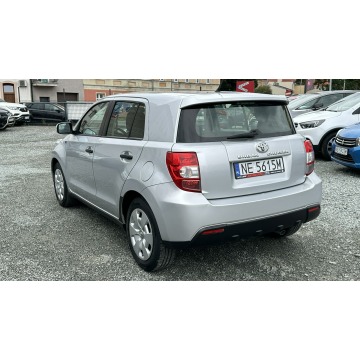 Toyota Urban Cruiser  Hatchback 2009,  1.3 benzyna - Na sprzedaż za 22 900 zł - Elbląg - zdjęcie 8