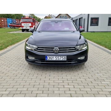 Volkswagen Passat  Kombi 2021,  2.0 diesel, automat - Na sprzedaż za 72 500 zł - Strobice - zdjęcie 6