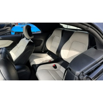 Ford Mustang  Kabriolet 2024,  2.3 benzyna, automat - Na sprzedaż za 169 900 zł - Gdynia - zdjęcie 8