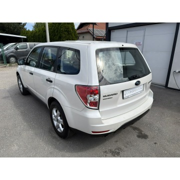 Subaru Forester  SUV 2012,  2.0 benzyna - Na sprzedaż za 23 500 zł - Gdów - zdjęcie 5