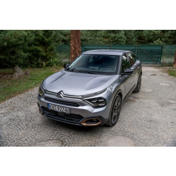 Citroen C4  SUV 2022,  1.2 benzyna, automat - Na sprzedaż za 69 777 zł - Ropczyce - zdjęcie 3