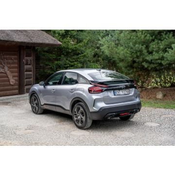 Citroen C4  SUV 2022,  1.2 benzyna, automat - Na sprzedaż za 69 777 zł - Ropczyce - zdjęcie 2