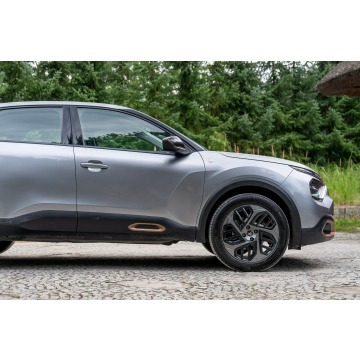 Citroen C4  SUV 2022,  1.2 benzyna, automat - Na sprzedaż za 69 777 zł - Ropczyce - zdjęcie 9