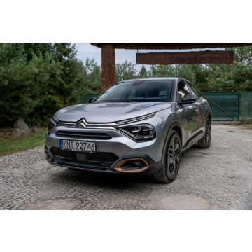 Citroen C4  SUV 2022,  1.2 benzyna, automat - Na sprzedaż za 69 777 zł - Ropczyce - zdjęcie 12
