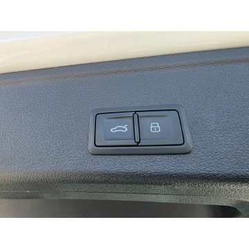 Audi A4  Kombi 2020,  2.0 diesel, automat - Na sprzedaż za 99 900 zł - Gniezno - zdjęcie 10