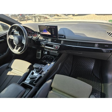 Audi A4  Kombi 2020,  2.0 diesel, automat - Na sprzedaż za 99 900 zł - Gniezno - zdjęcie 12
