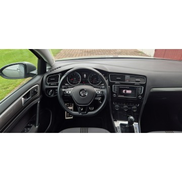 Volkswagen Golf  Kombi 2016,  1.4 benzyna - Na sprzedaż za 39 800 zł - Paproć - zdjęcie 11