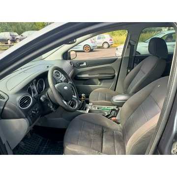 Ford Focus  Hatchback 2009,  1.8 diesel - Na sprzedaż za 2 950,00 zł - Tarnów - zdjęcie 5