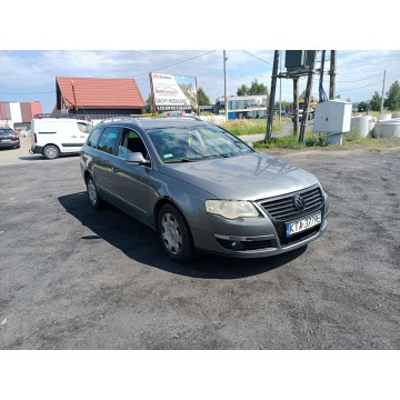 Volkswagen Passat  Kombi 2005,  2.0 diesel - Na sprzedaż za 4 950,00 zł - Tarnów - zdjęcie 1
