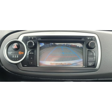 Toyota Yaris  Hatchback 2012,  1.3 benzyna - Na sprzedaż za 31 700 zł - Przyszowice - zdjęcie 7
