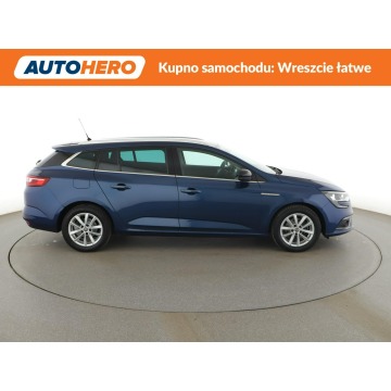 Renault Megane  Kombi 2018,  1.2 benzyna - Na sprzedaż za 40 900 zł - Warszawa - zdjęcie 9