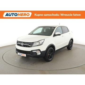 SsangYong Korando - klimatyzacja multifunkcja czujniki parkowania hak