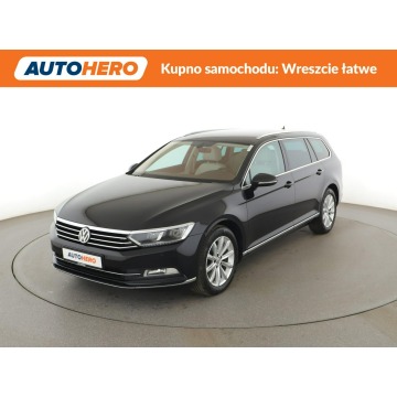 Volkswagen Passat Variant - DSG jasne skóry navi klima auto grzane fotele czujniki parkowania