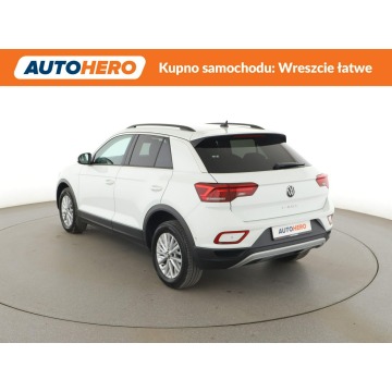 Volkswagen T-Roc  SUV 2022,  1.0 benzyna - Na sprzedaż za 75 900 zł - Warszawa - zdjęcie 4